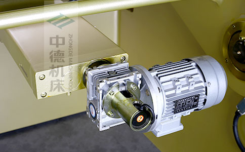 ZDS-840后檔料減速電機(jī)，質(zhì)量好，模擬運(yùn)算定位速度快.jpg